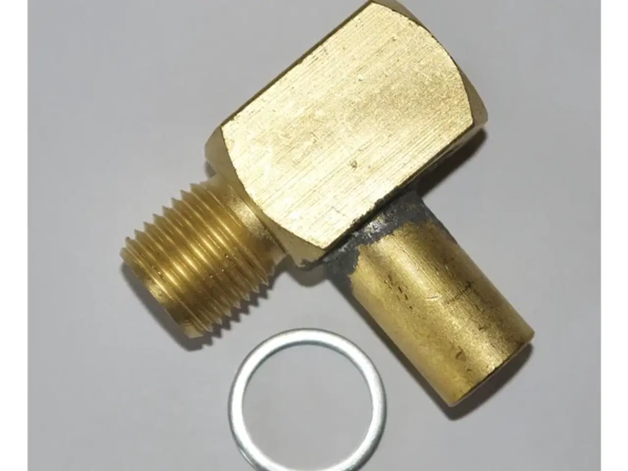 Billede 1 - T-stykke 5/8-18 unf