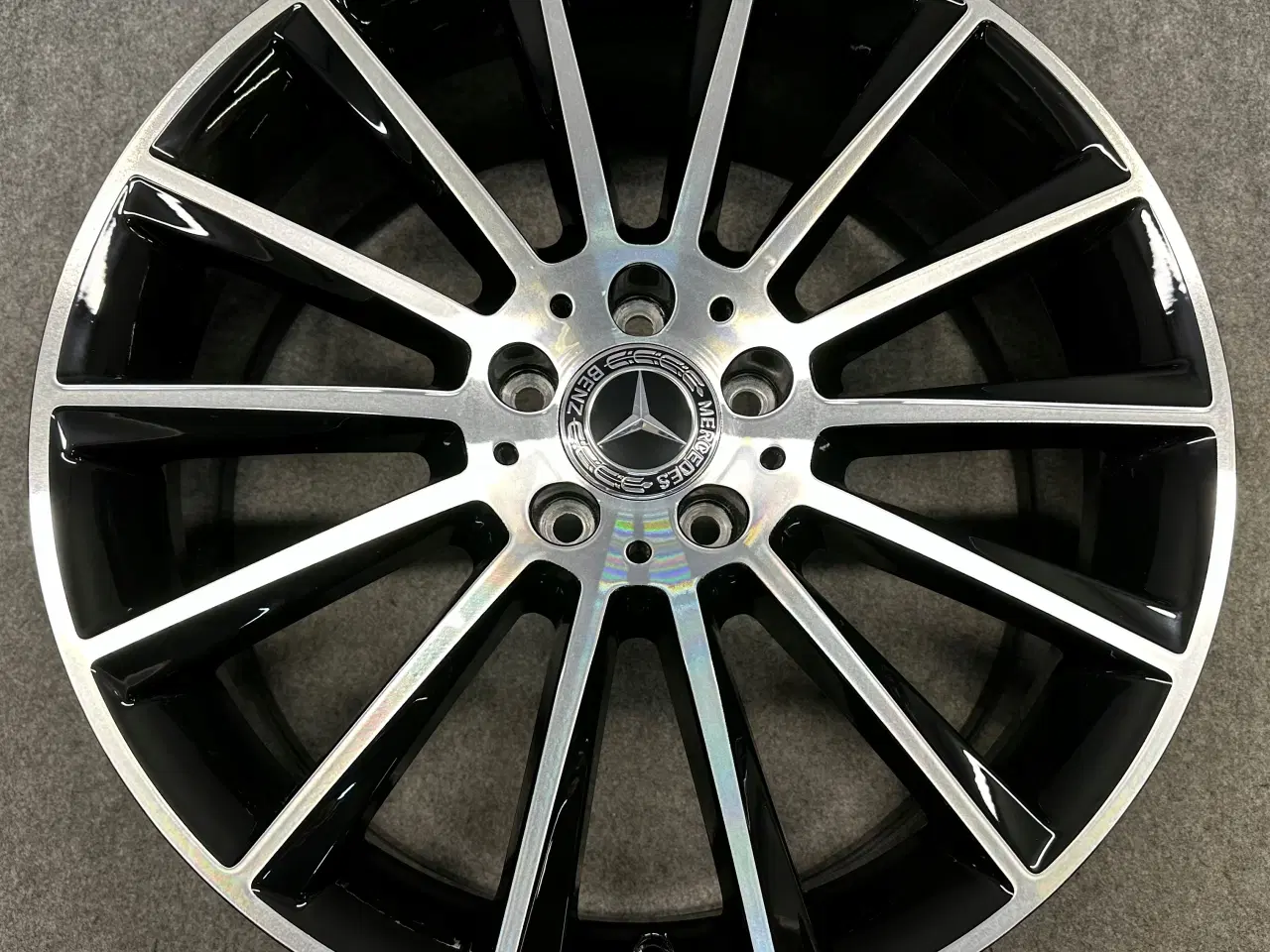 Billede 2 - ALUFÆLGE MERCEDES C 205 W205 C205 AMG 19"