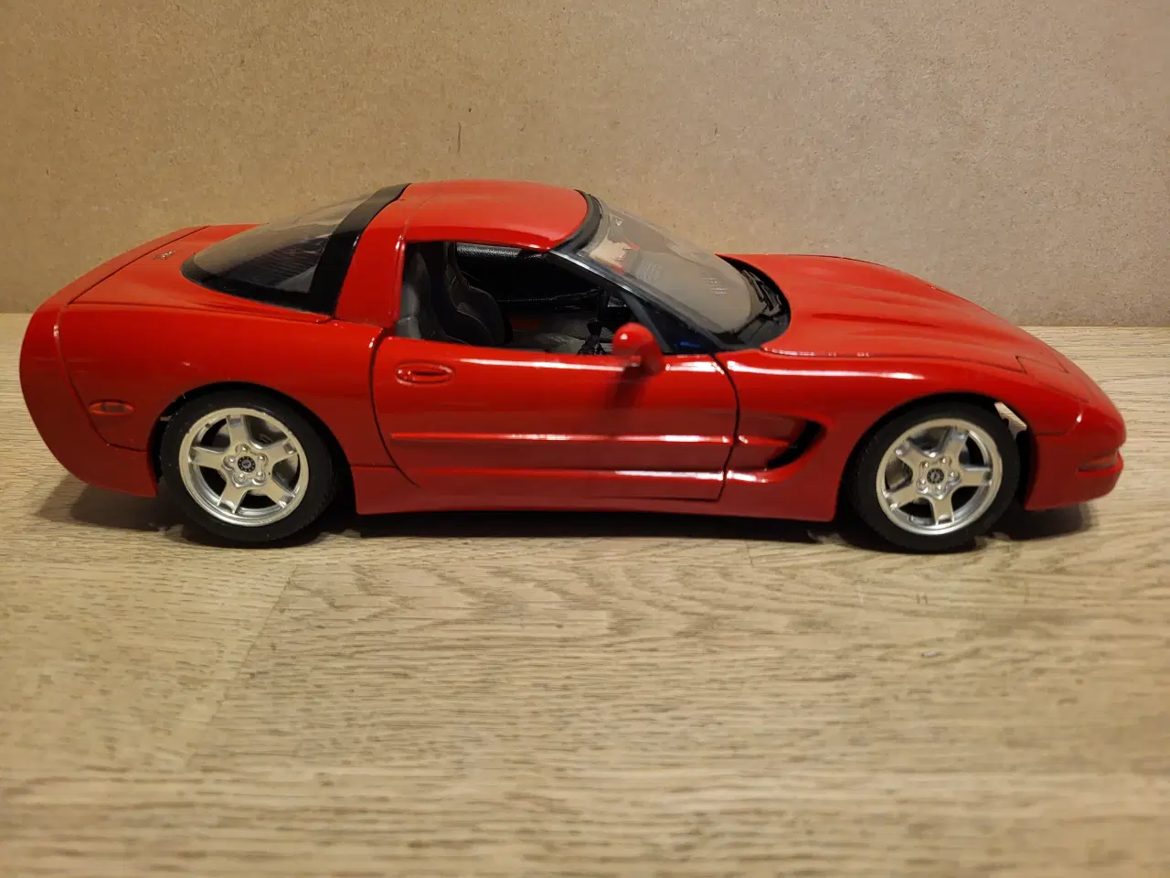 Billede 1 - Modelbil. Chevrolet Corvette C5 (1997). Skala 1/18
