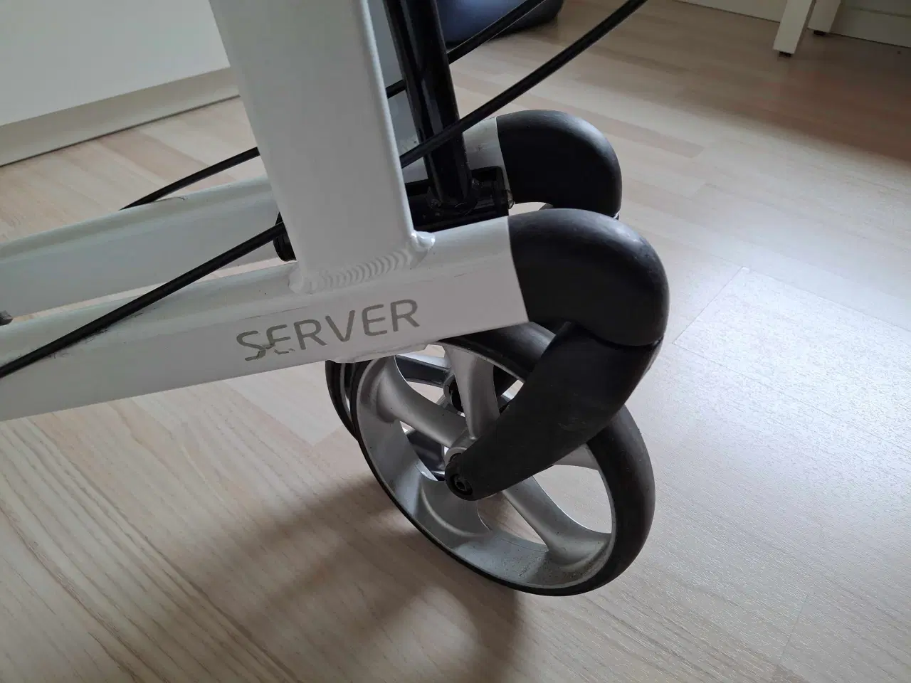 Billede 6 - Rollator fabrikat Server