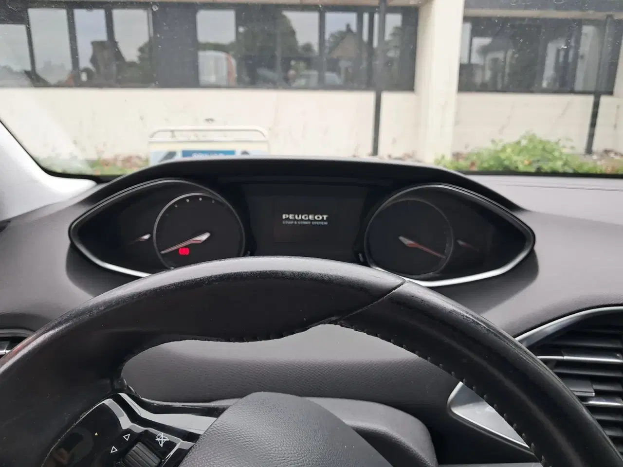 Billede 10 - Peugeot 308 1,6 BlueHDi 120 Selection Sky