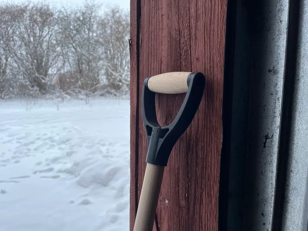Billede 4 - 10 stk. sneskovle (usamlet og ubrugt)