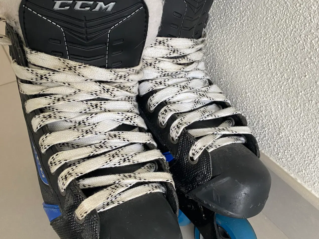 Billede 2 - CCM Hockey rulleskøjter