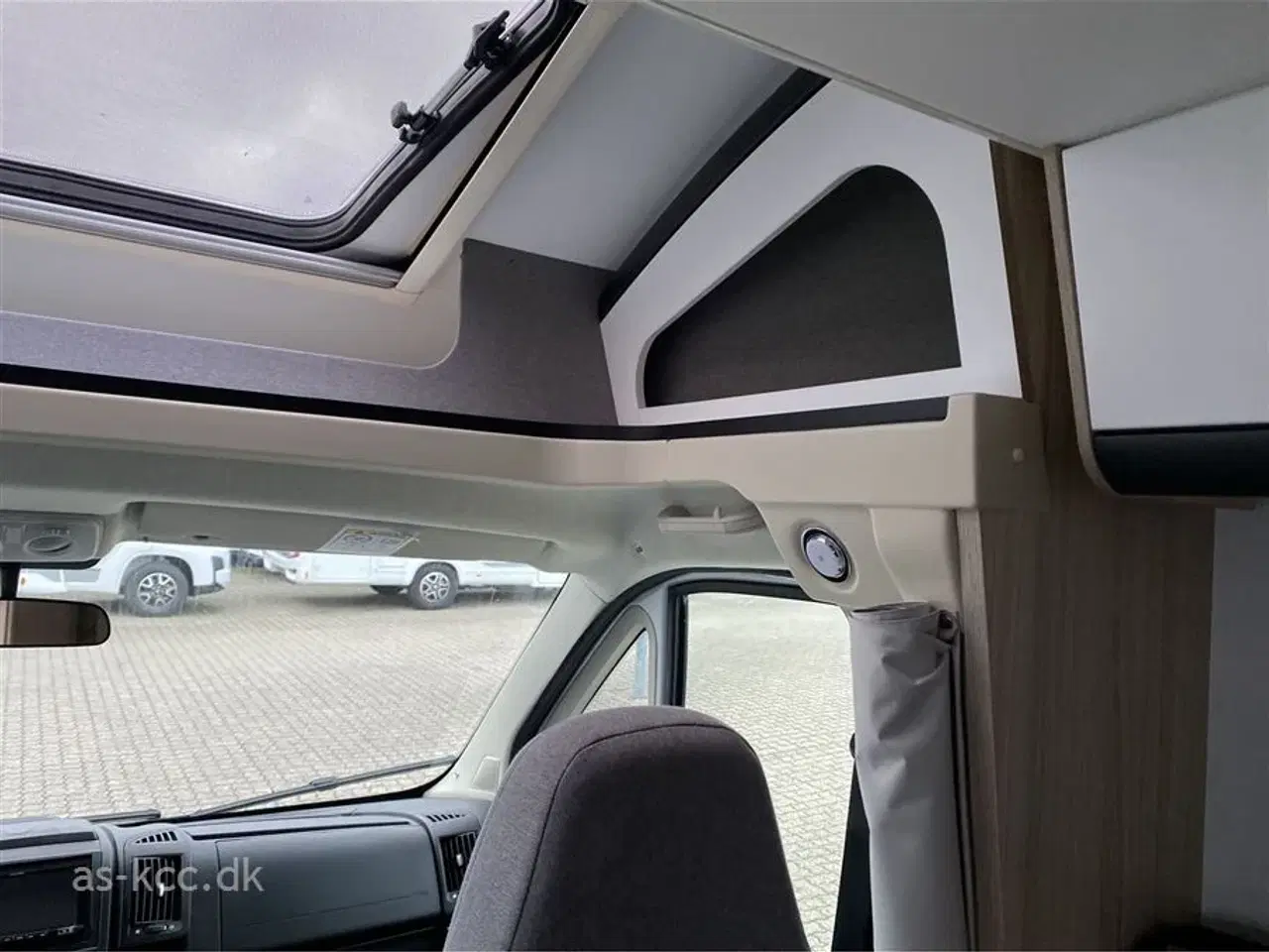 Billede 11 - 2023 - Sun Living S 75 SL Sun Living Autocamper med to enkelt senge.
