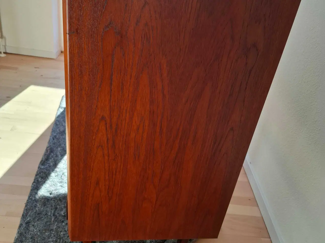 Billede 2 - Skænk, velholdt