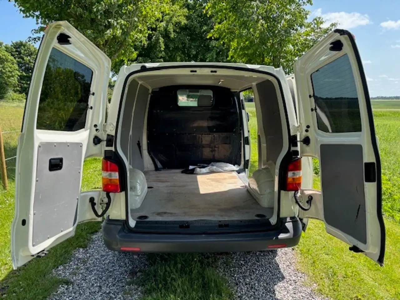 Billede 5 - VW Transporter 2,5 TDi 130 Kassevogn Nysynet