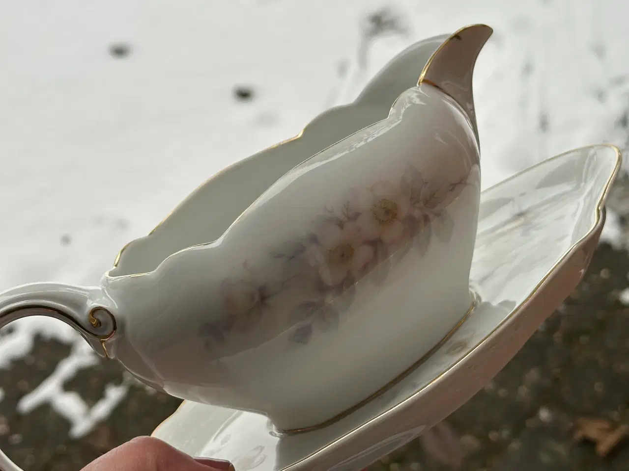 Billede 11 - Stort Bavaria stel med æbleblomst og guldkant