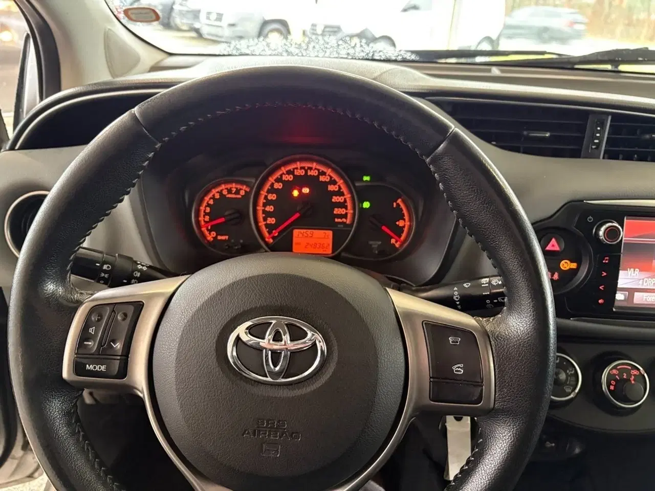 Billede 8 - Toyota Yaris 1,0 VVT-i T2 Komfort