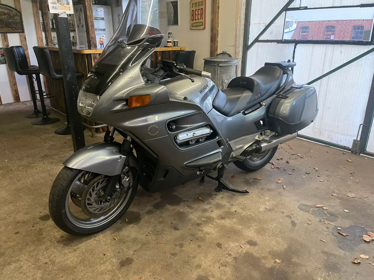 Billede 1 - Honda at 1100