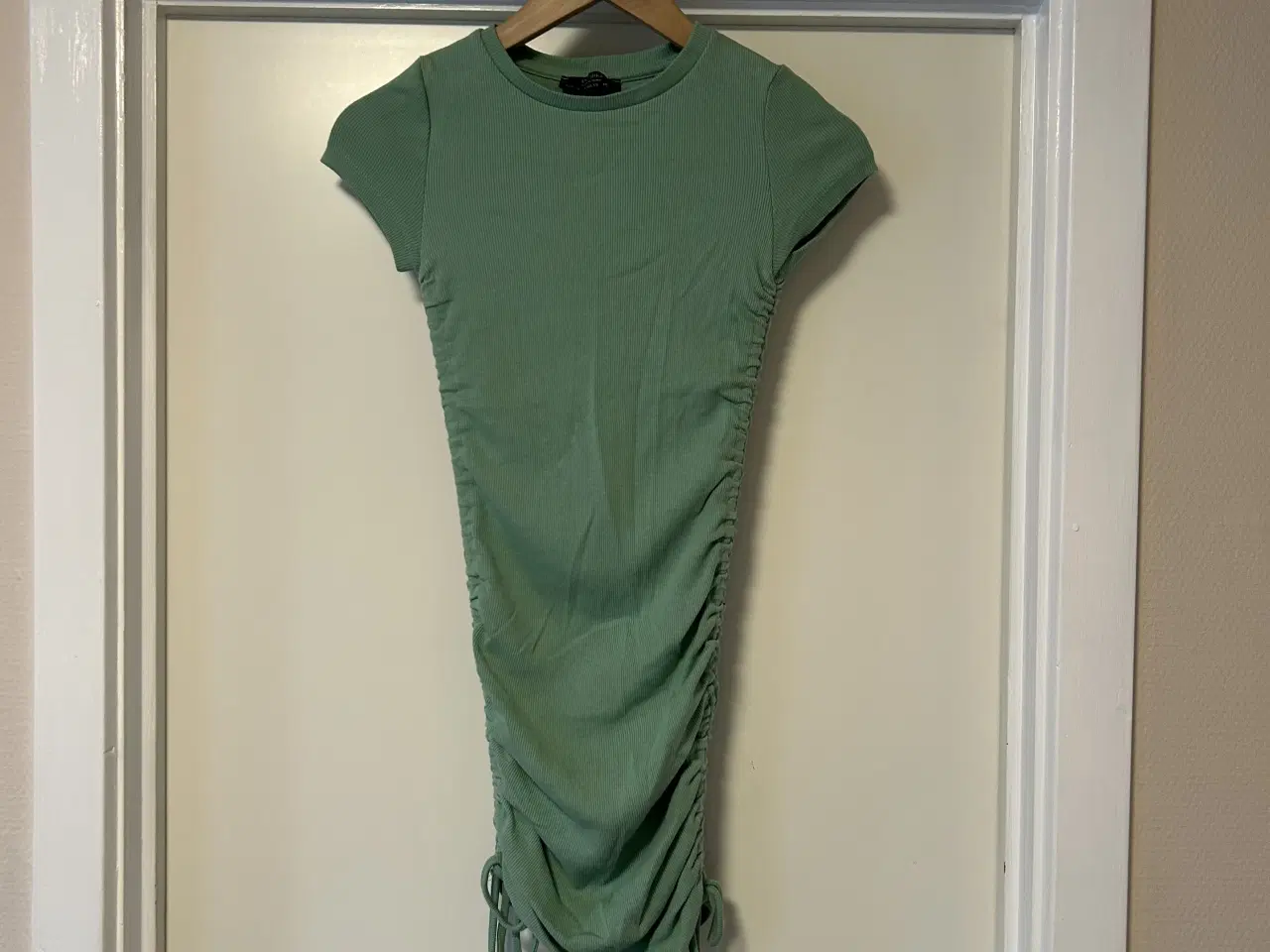 Billede 1 - Bershka kjole i str. XS