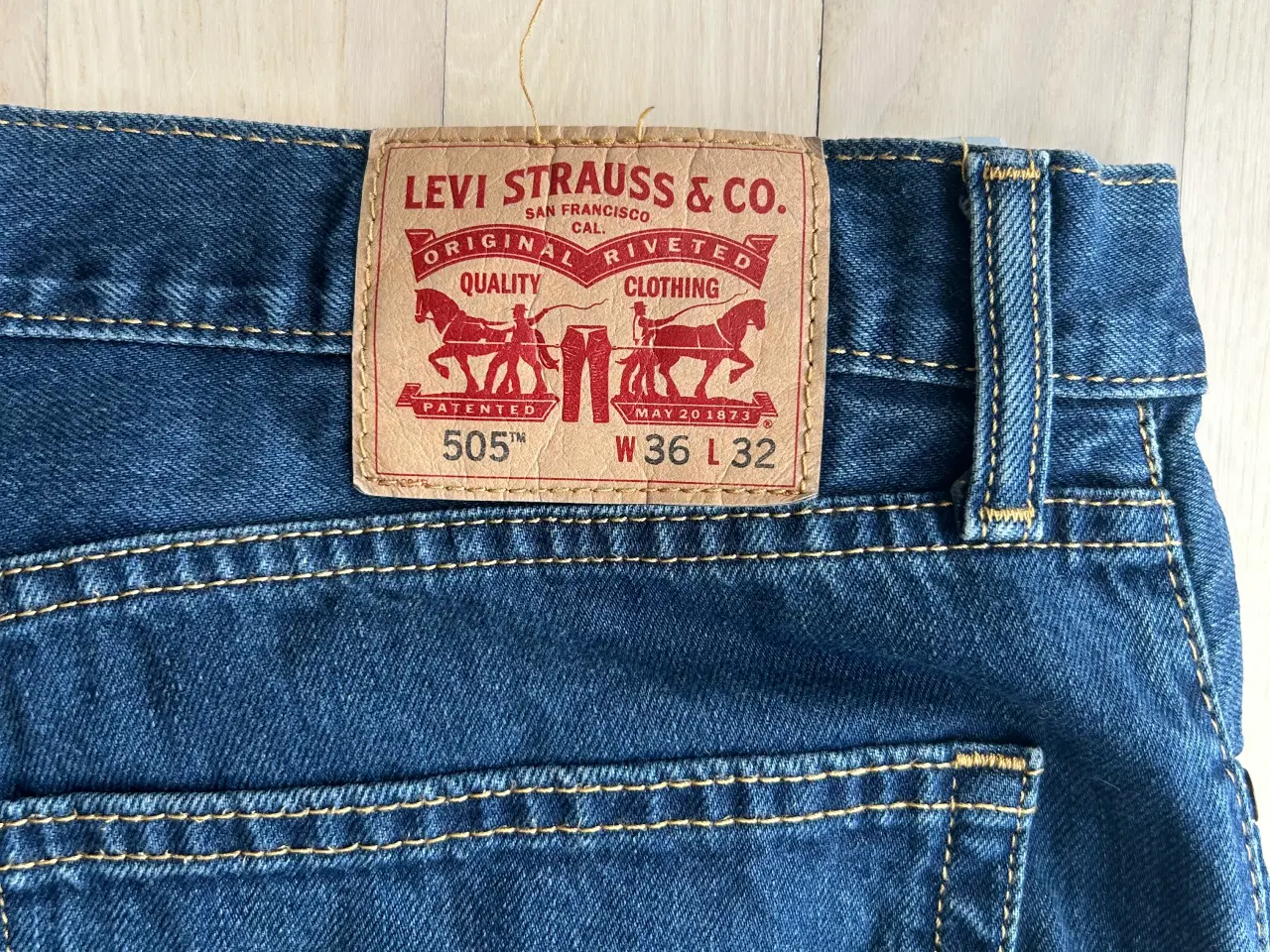 Billede 1 - Levis 505 herrebukser, blå