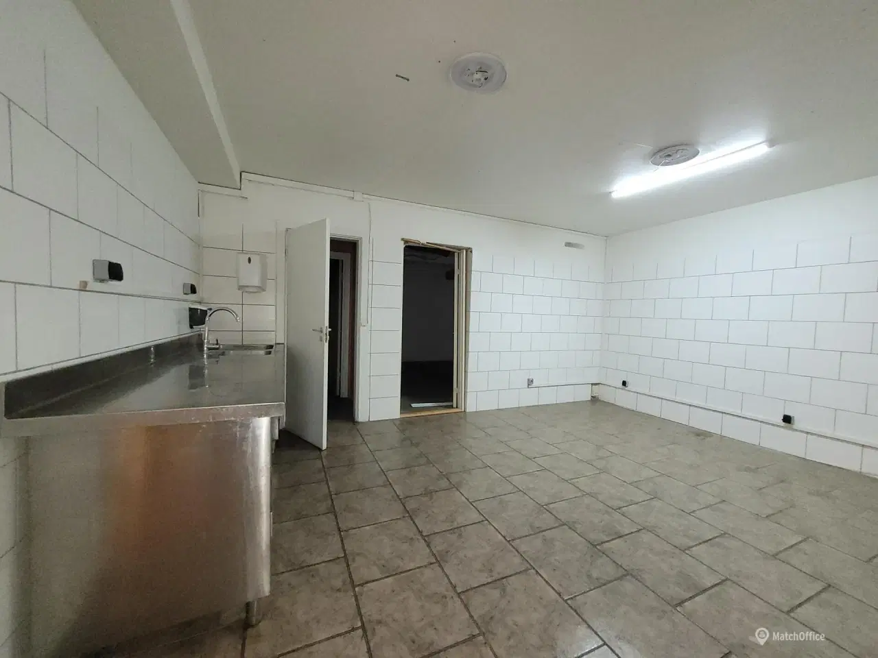 Billede 9 - Husum Torv - Butikslejemål