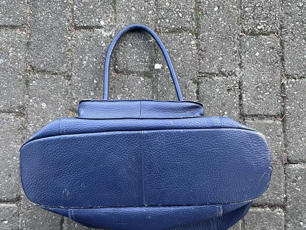Billede 1 - Blå Ilse Jacobsen Lædertaske.