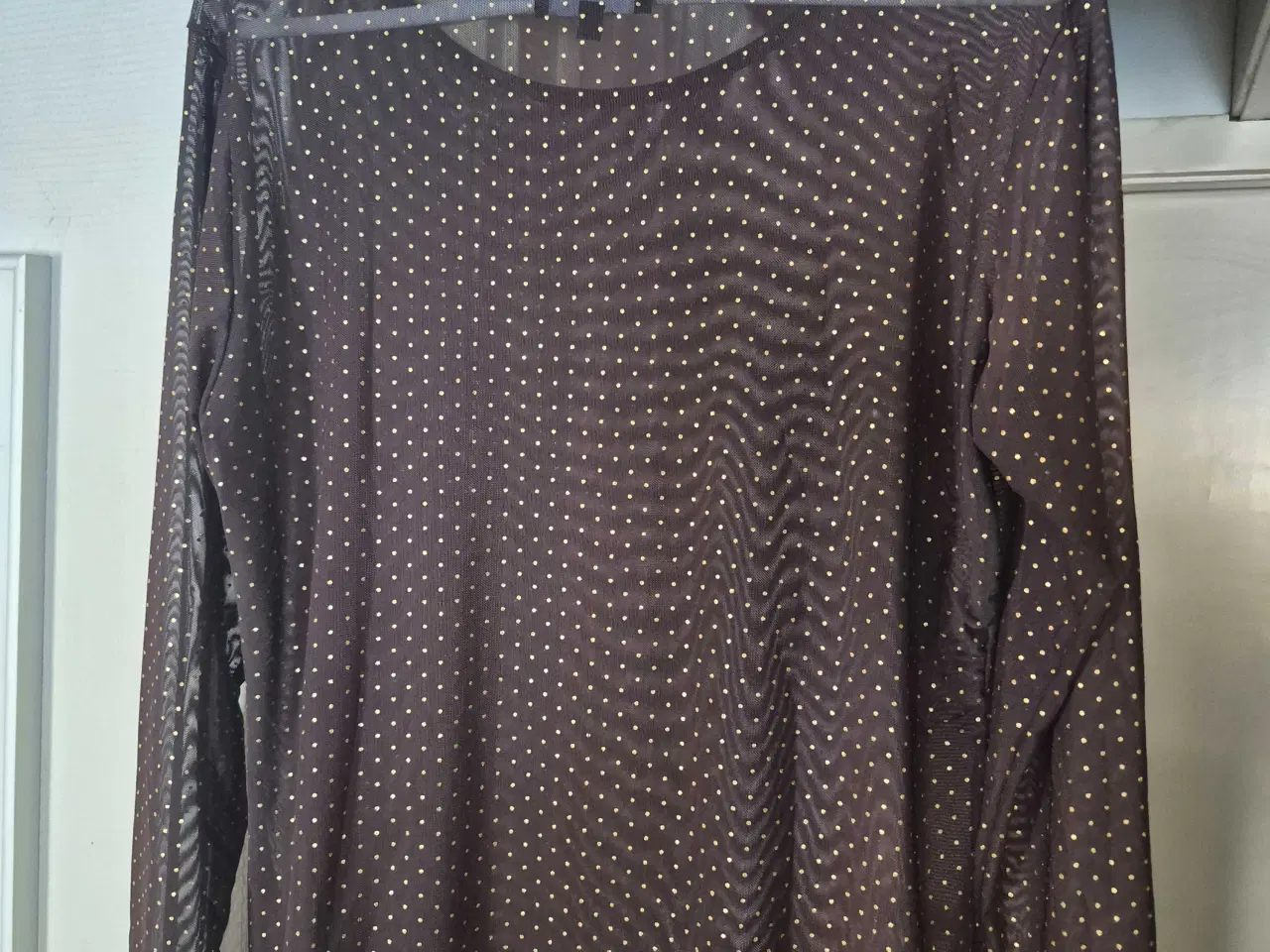Billede 2 - Flot mesh bluse 