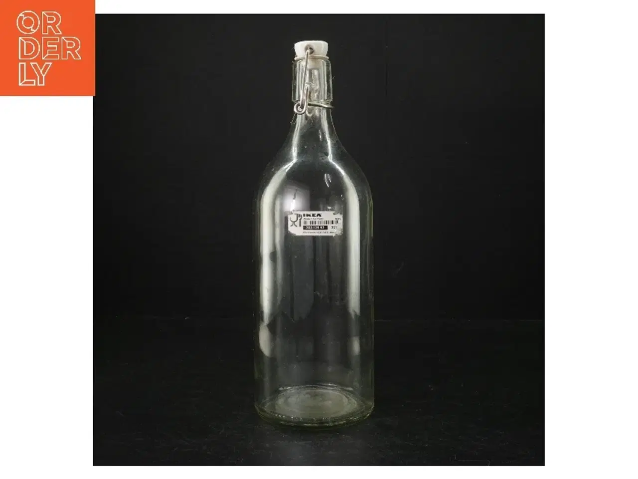 Billede 1 - Genbrugsglasflaske med svingtop fra IKEA (str. H. 29 cm. ø 9 cm)