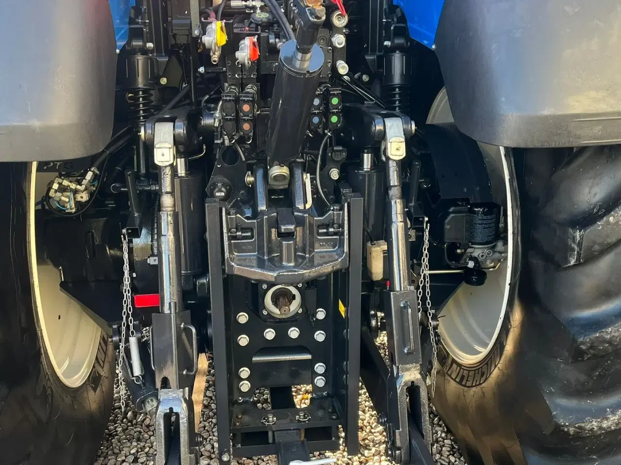 Billede 5 - New Holland T7.315 Automatisk dæktrykreguleringssystem, frontlift & GPS klar