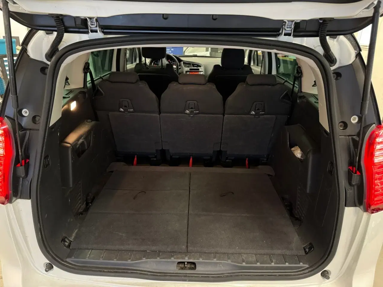 Billede 14 - Peugeot 5008 1,6 BlueHDi 120 Style 7prs
