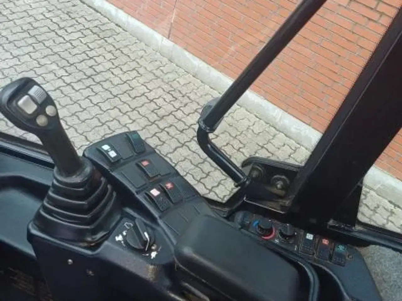 Billede 3 - Gehl AL750 m/kabine