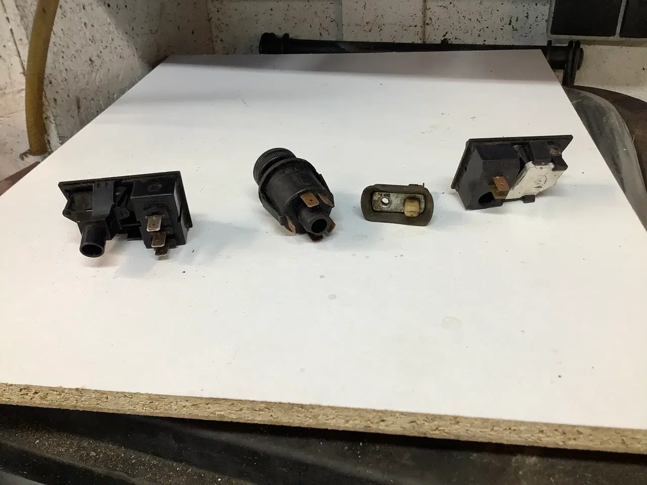 Billede 4 - Div. Lyskontakter til Opel Ascona