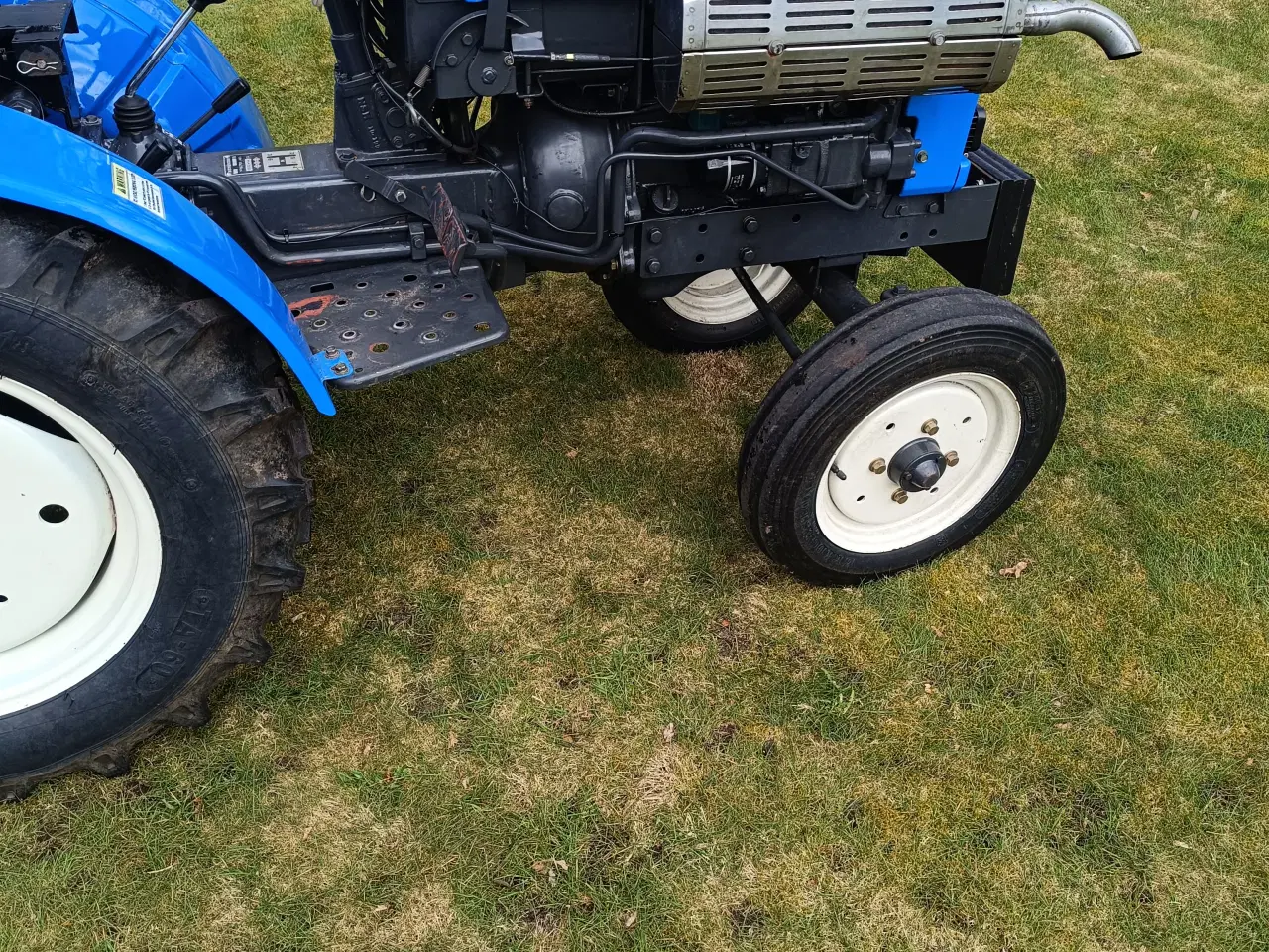 Billede 3 - Iseki tx1500 med maskiner