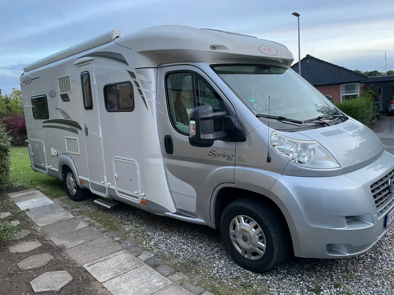 Billede 1 - Autocamper lmc/Fiat velholdt vandbårencentralvarme