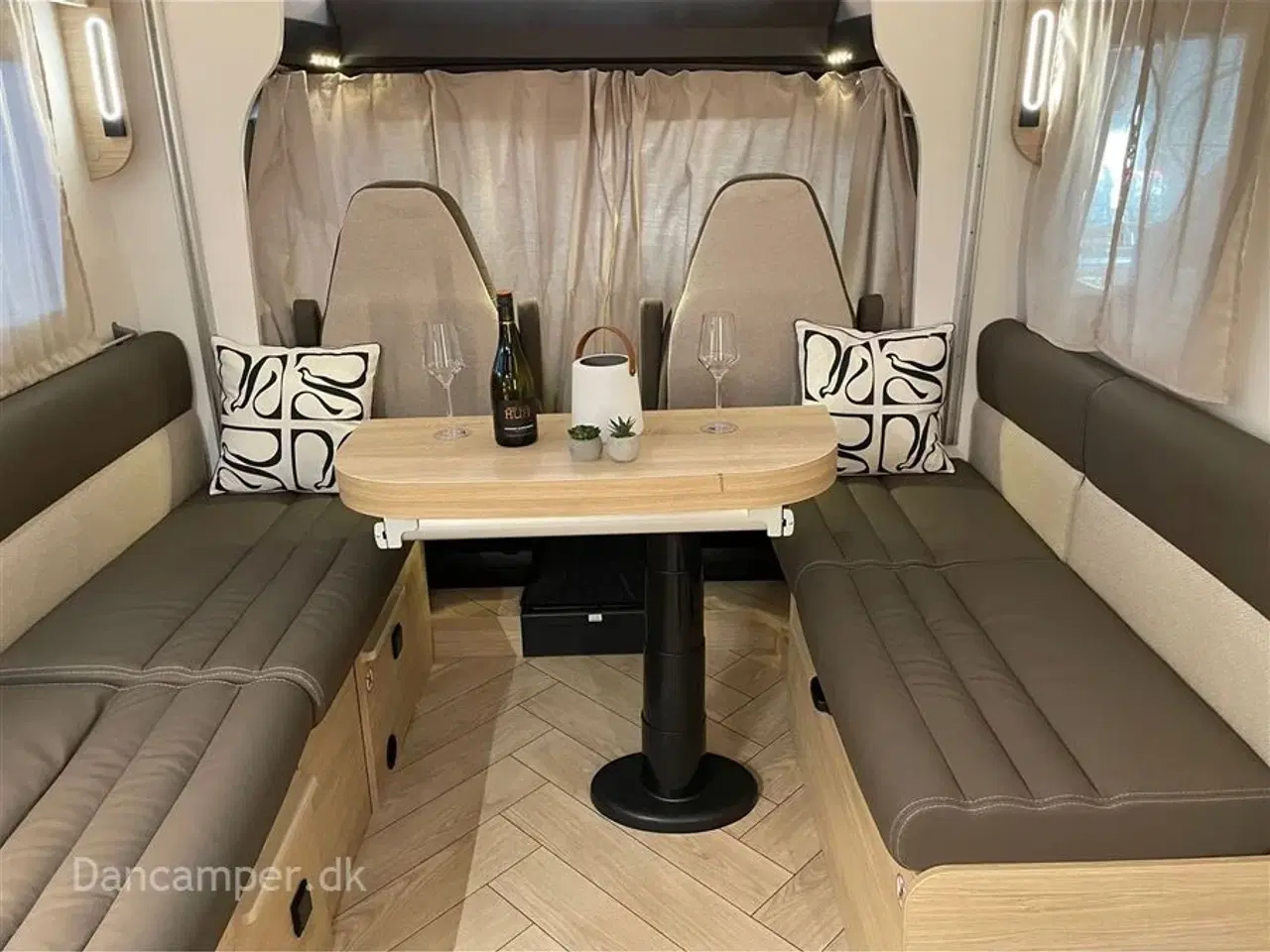 Billede 16 - 2026 - Chausson 630 Titanium Line   Ford Chausson 630 Titanium Line. 165 HK og 8-trins automat gear. Adaptiv fartpilot. Artic-pakke.