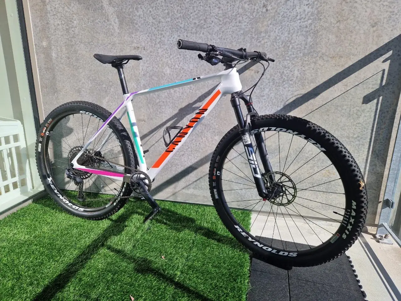 Billede 1 - Super lækker Hardtail Mountainbike i Carbon