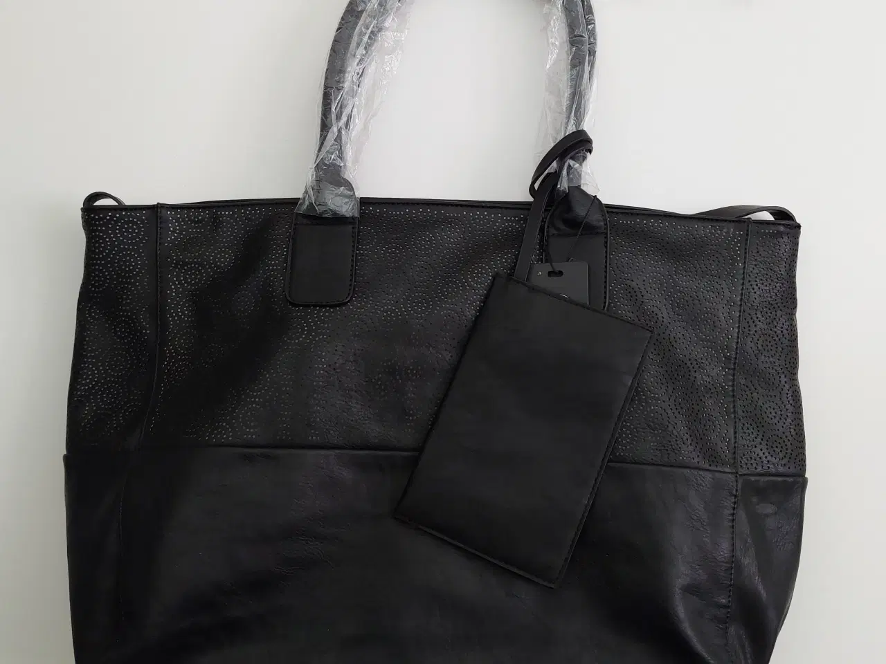 Billede 1 - Ny stor sort taske