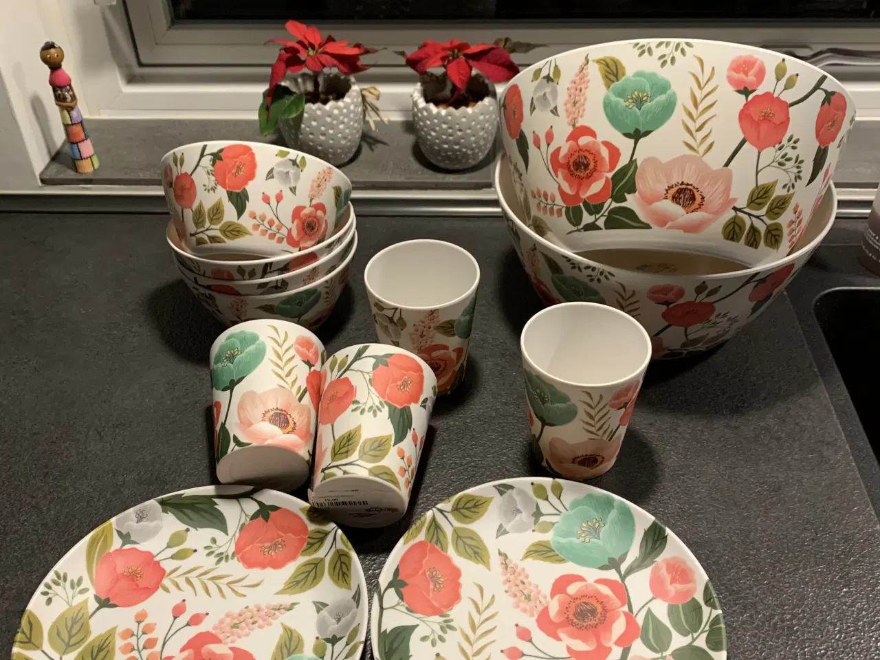 Billede 1 - Melamin service m/valmuer - Nyt