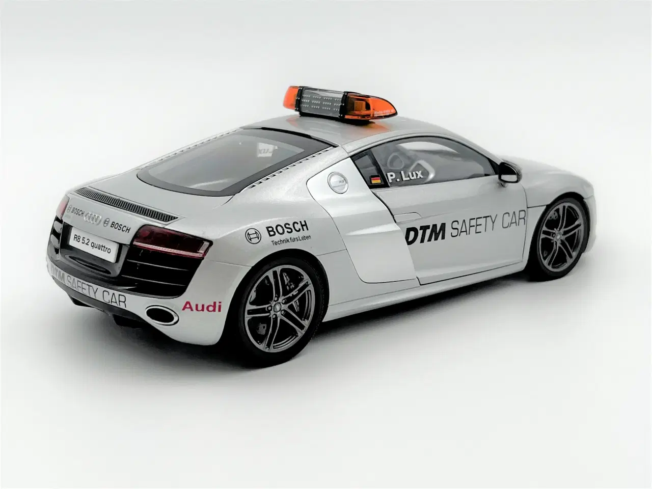 Billede 4 - 2010 Audi R8 5,2 DTM Safety Car 1:18