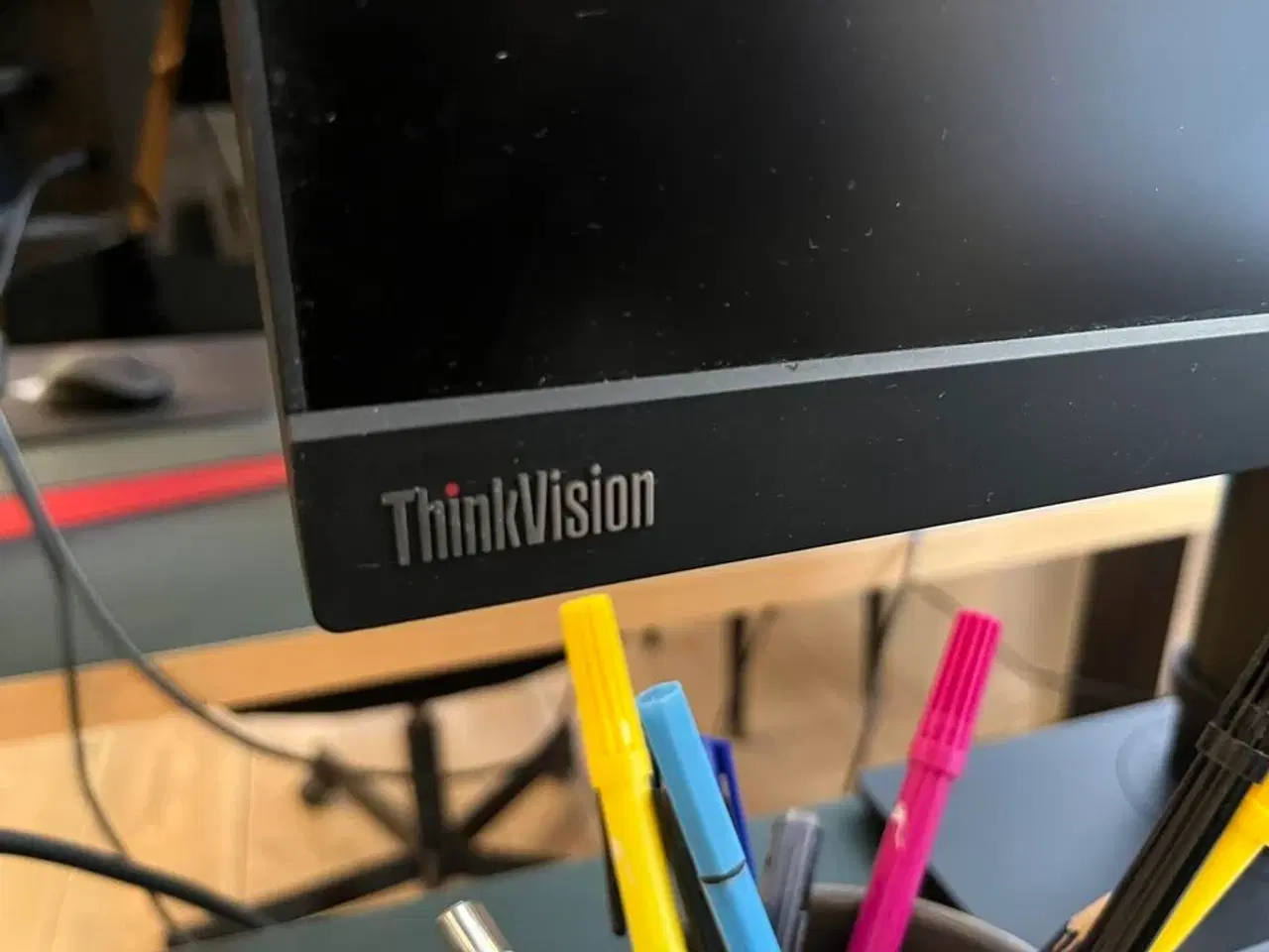 Billede 3 - 2 Computerkærme, LENOVO + Keyboard