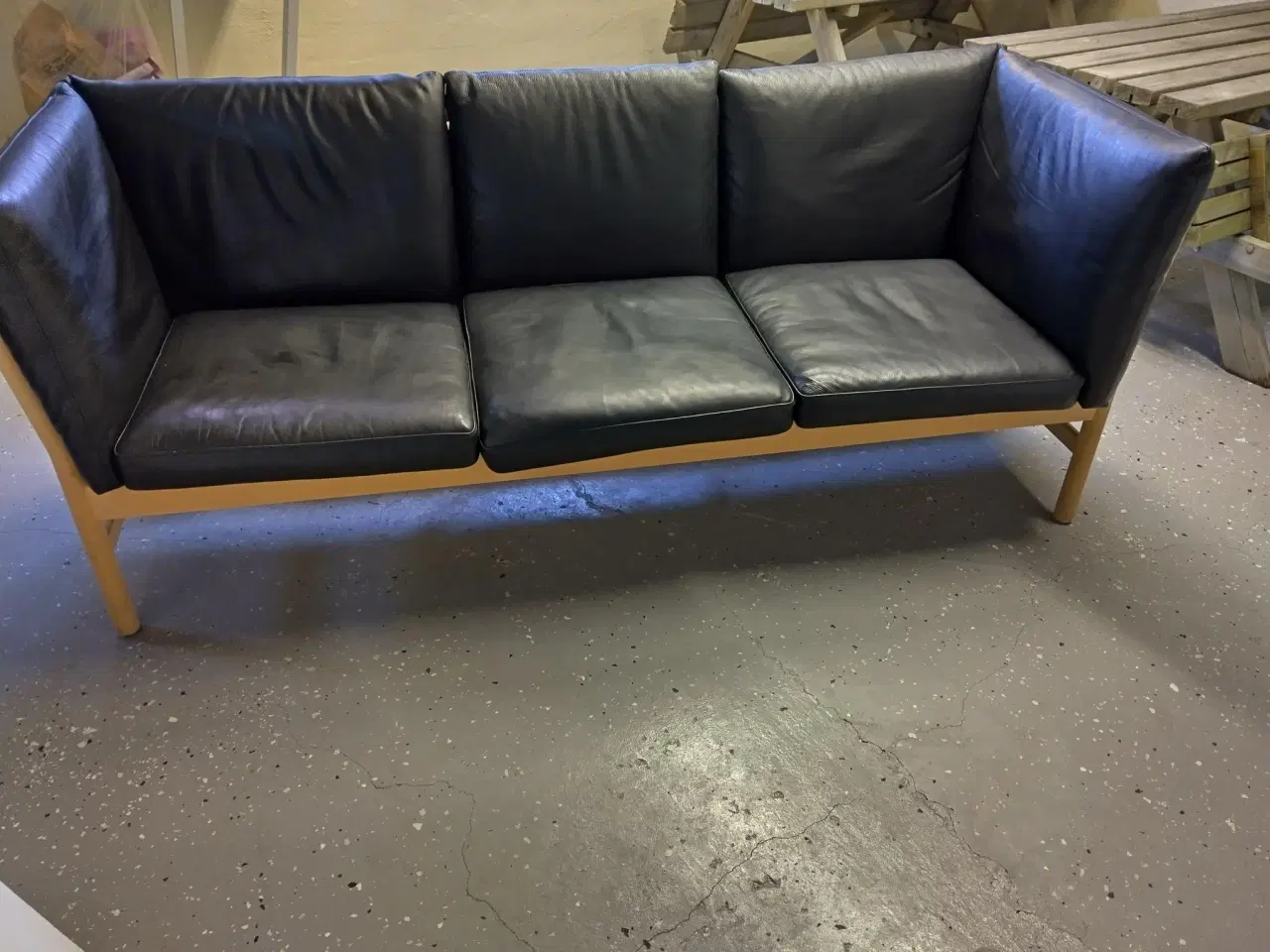 Billede 1 - Flot lædersofa. 