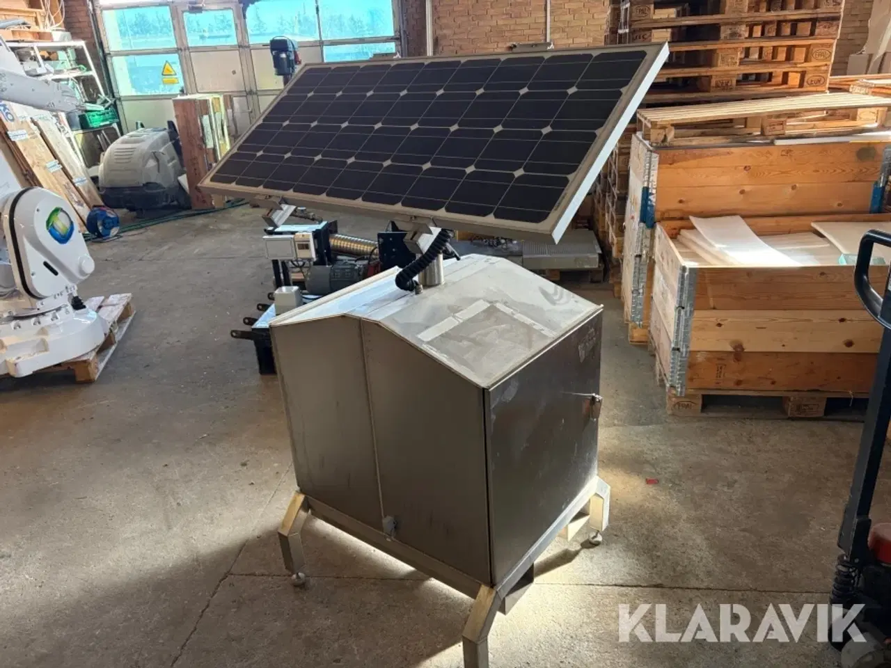 Billede 1 - Mobil solcelle-strømstation VivaEnergi SA100-36W