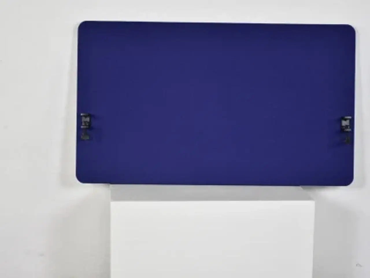 Billede 1 - Lintex bordskærm i blå, inkl. 2 beslag