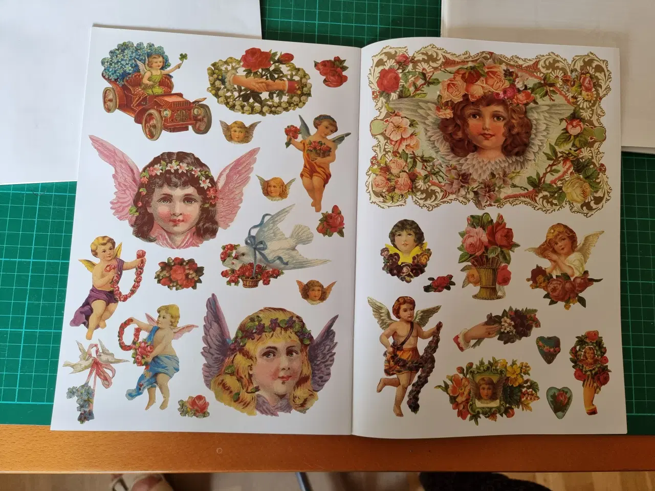 Billede 2 - Decoupage motiver Engle - Blomster