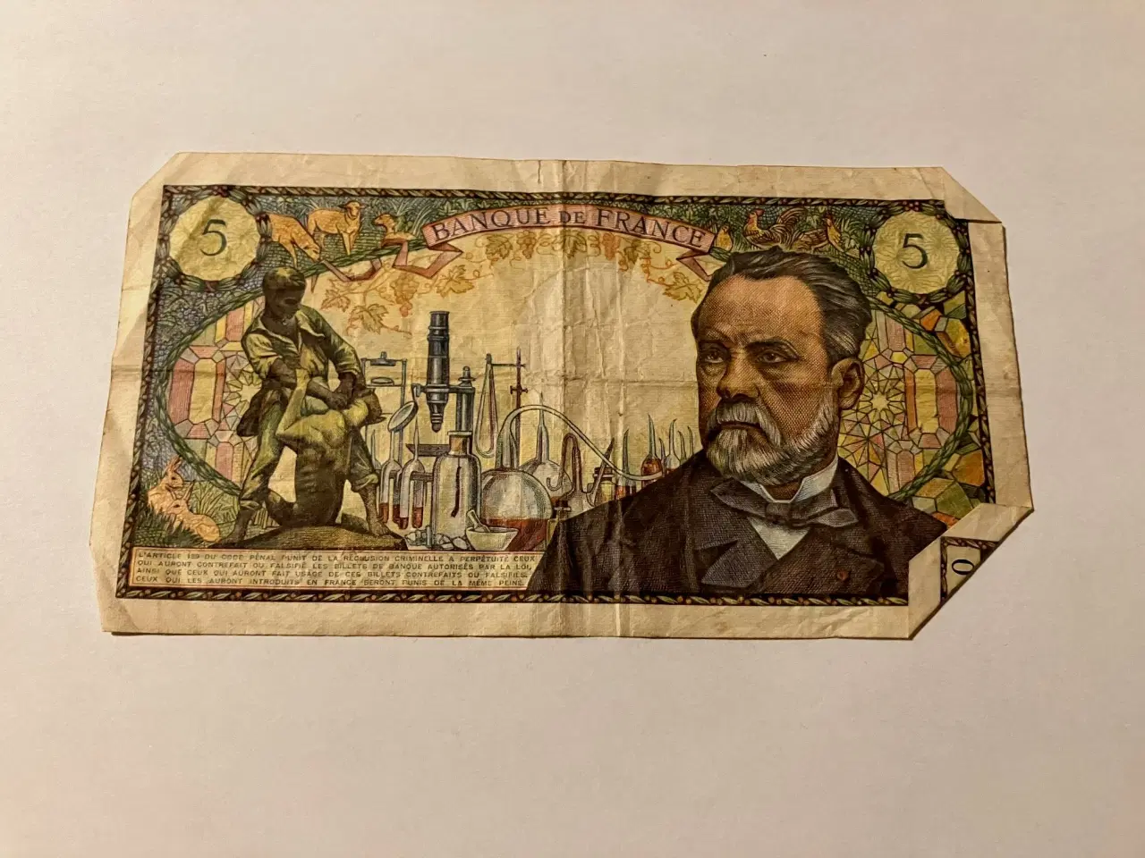 Billede 2 - 5 Francs France 1968 D - Dårlig stand