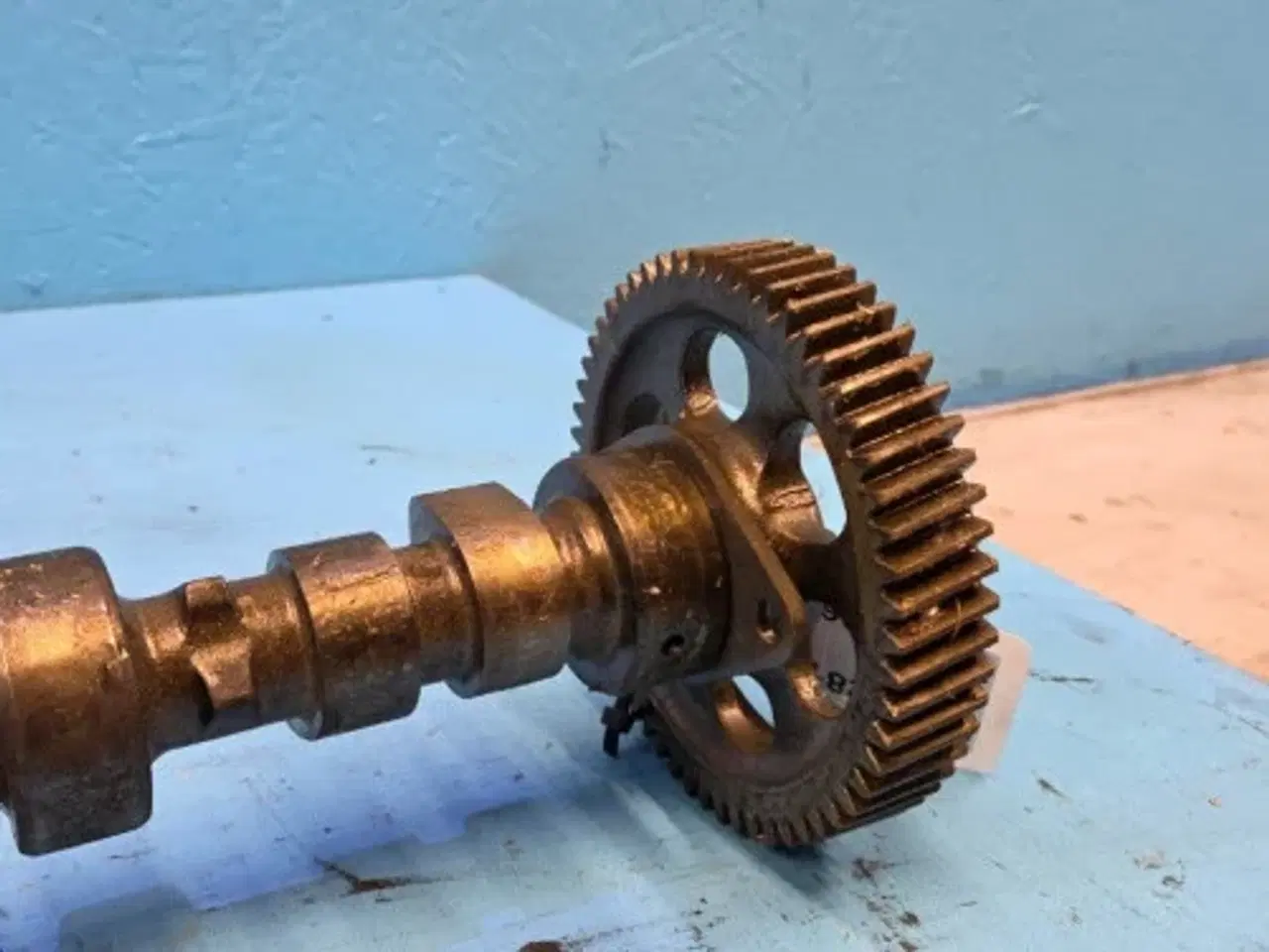 Billede 10 - Ford  675TA    Knastaksel   87802018