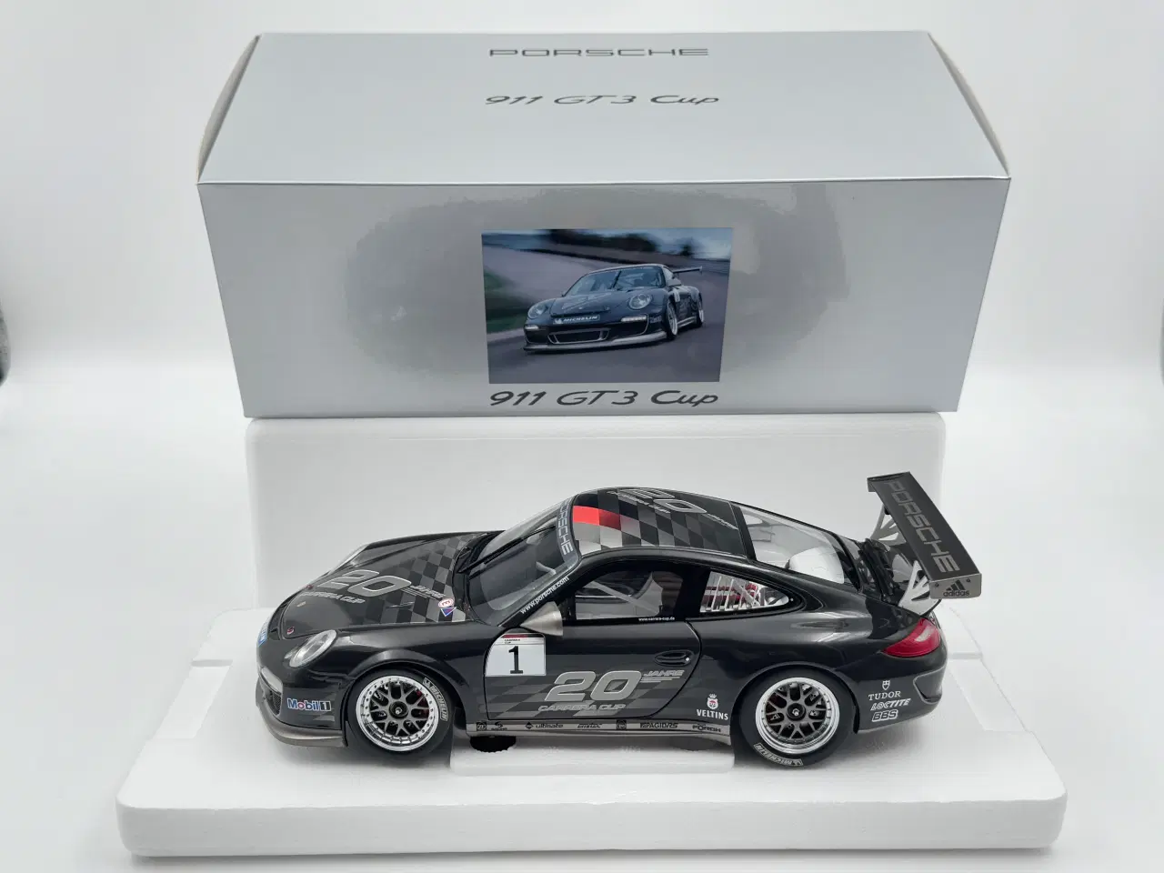 Billede 12 - 2010 Porsche 911 (997.2) GT3 Cup MINICHAMPS - 1:18