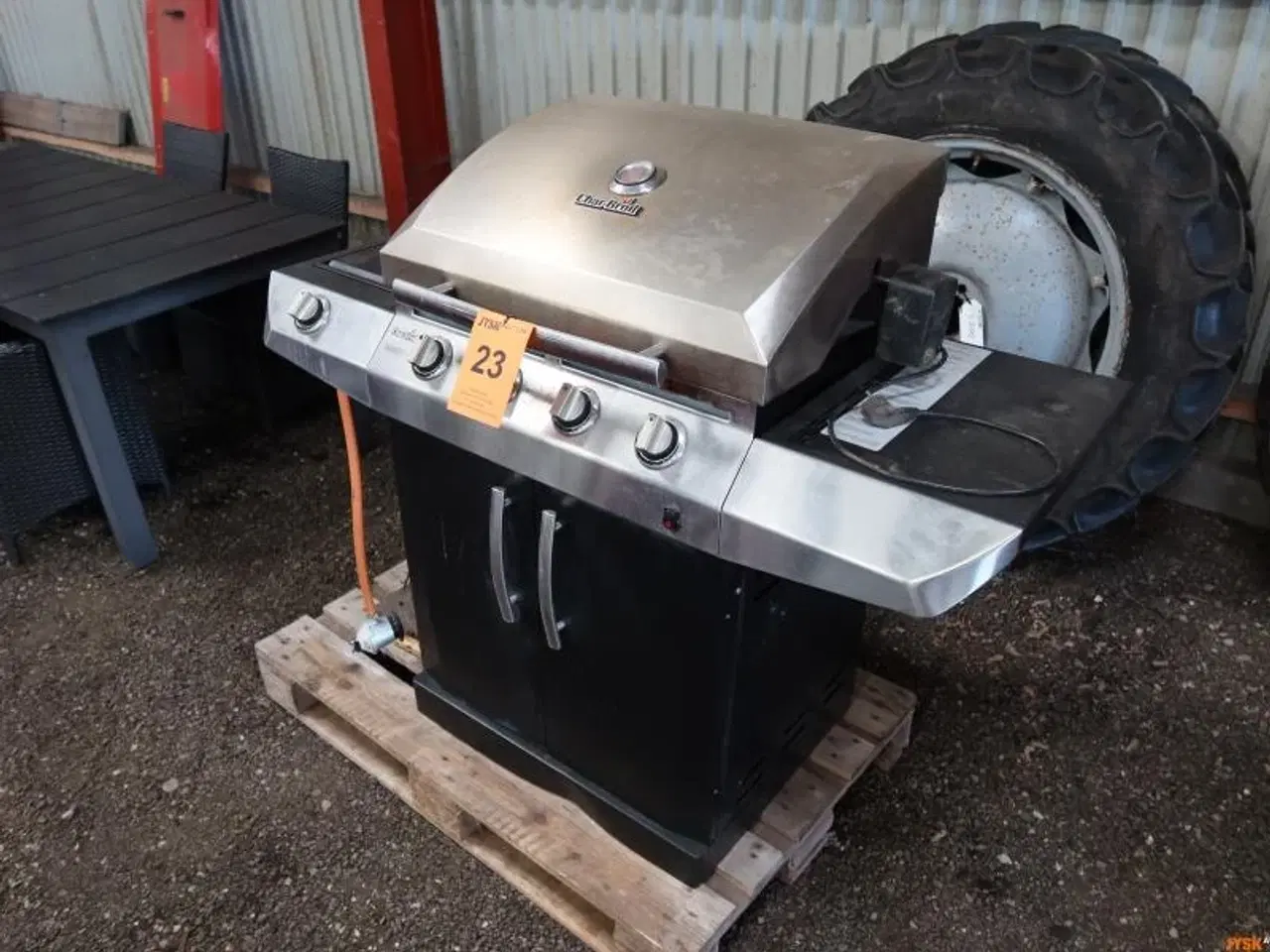 Billede 1 - gasgrill med sid
