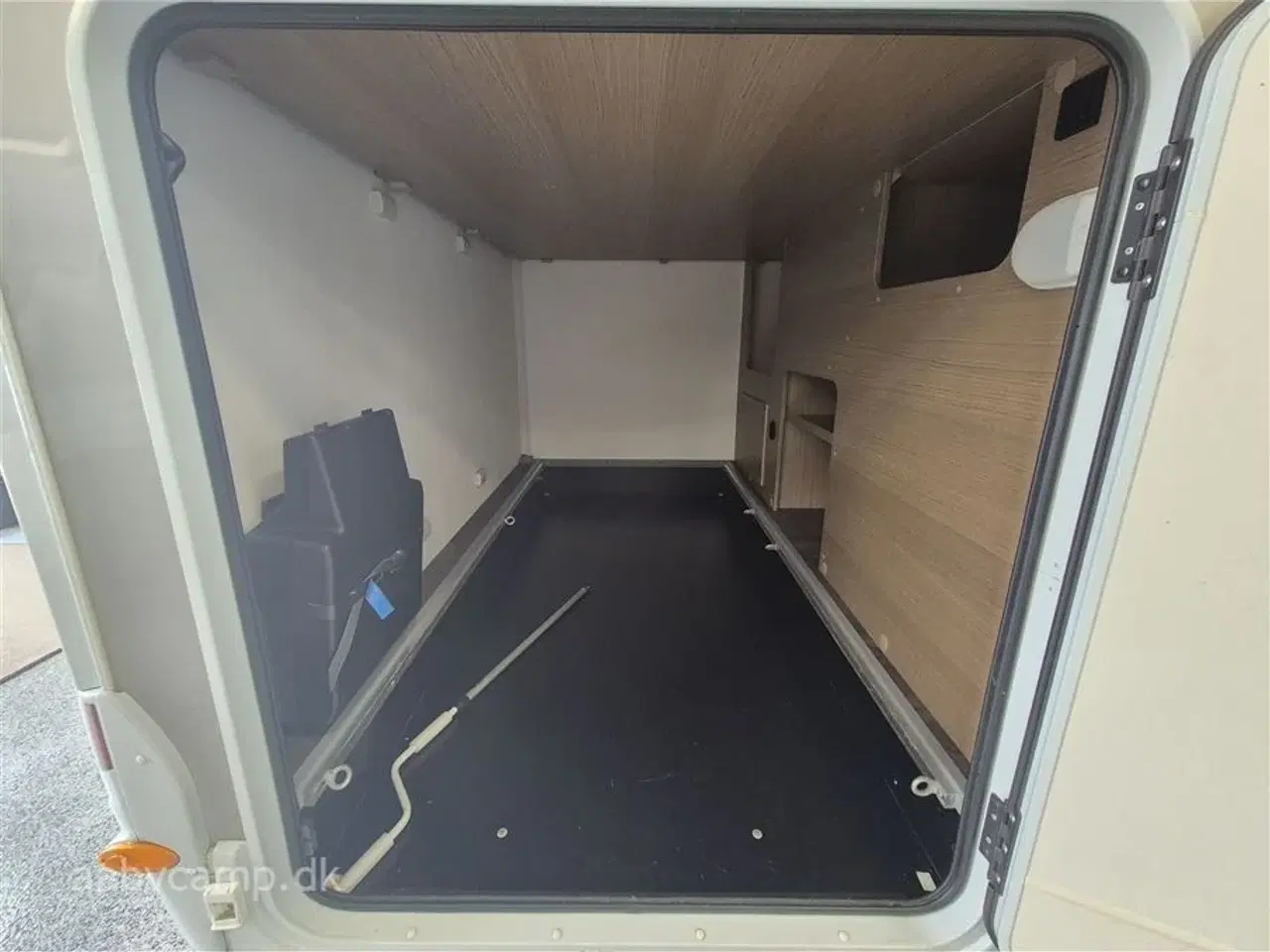 Billede 19 - 2019 - Carado T 447   Automatgear. solcelle. 95Ah batteri. 1500w inverter. Markise. undervognsbehandlet.  Fuld service. tandrem skiftet i 2025. Kun 47,000 Km!!!