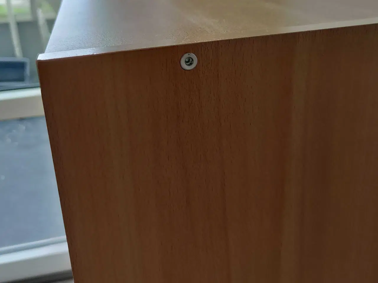 Billede 3 - Kommode, honning farvet.