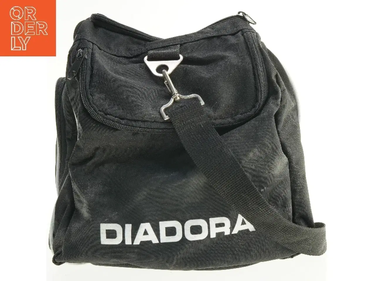 Billede 2 - Sort sportstaske (str. 55 x 35 cm)