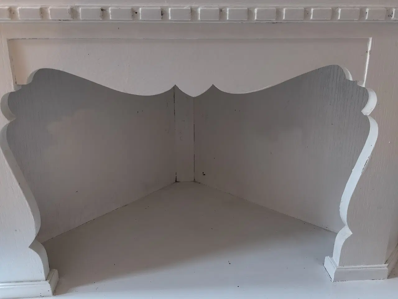 Billede 5 - Romantic elegant white cabinet - Vitrineskab hvid