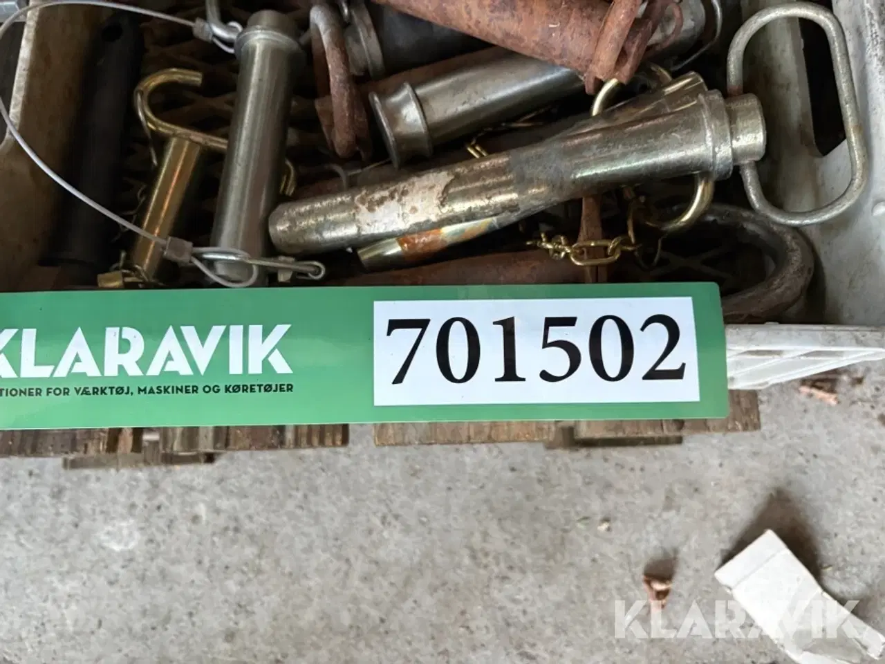 Billede 11 - Værktøjskasse med indhold, til Class traktor