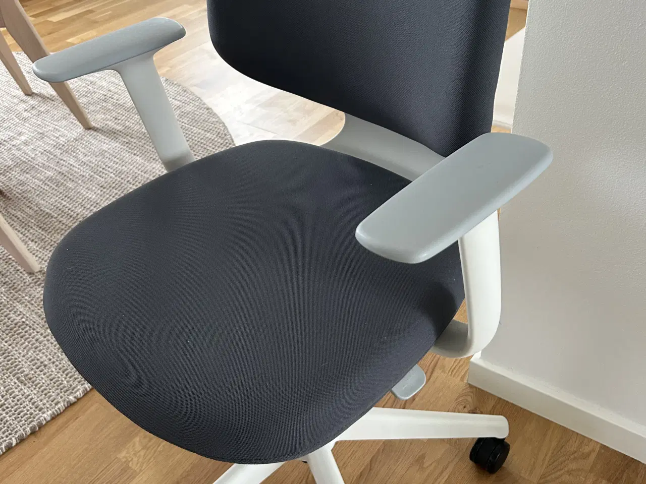 Billede 1 - Kontorstol