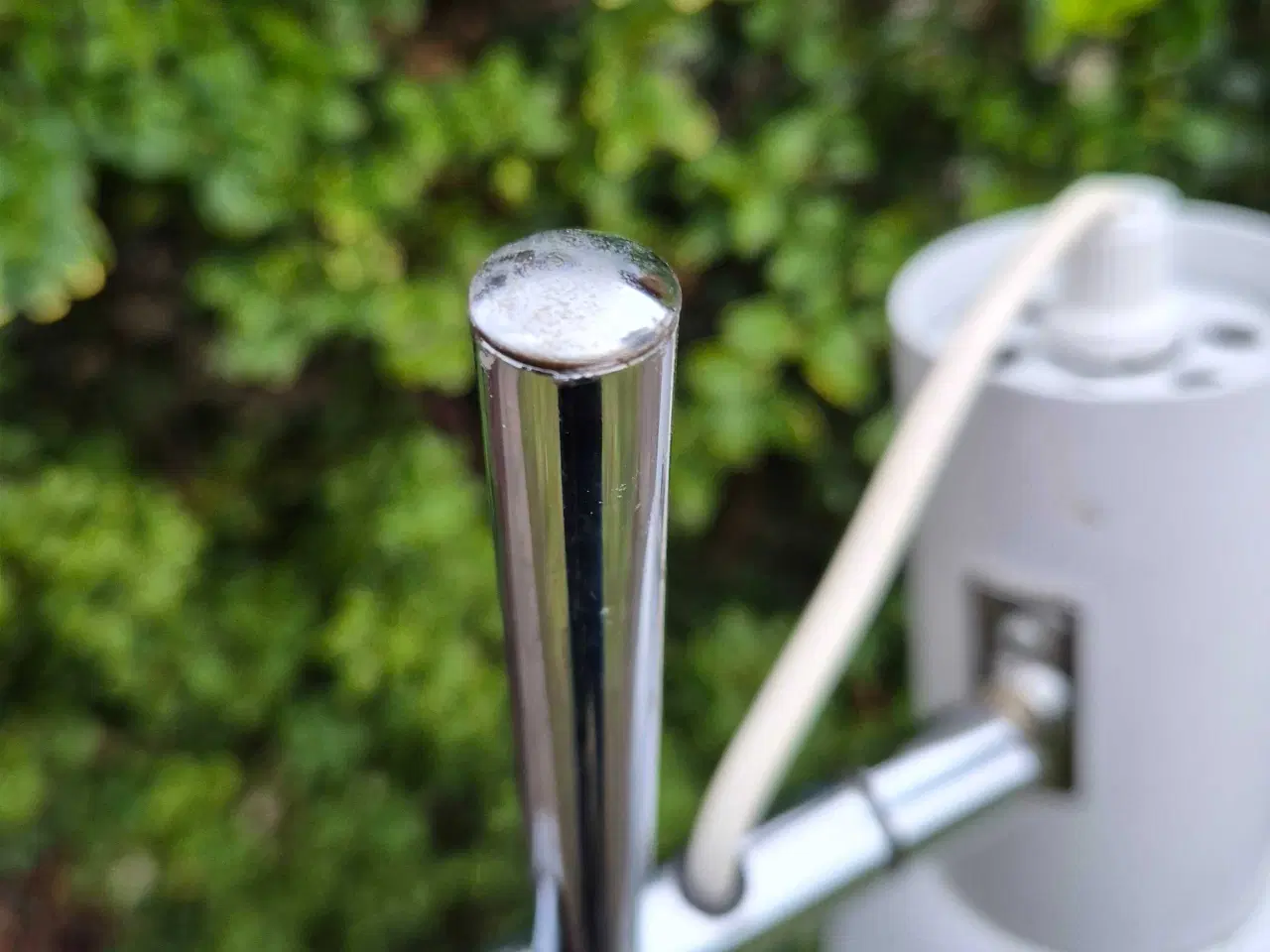 Billede 10 - Hvid gulvlampe med søde afbrydere