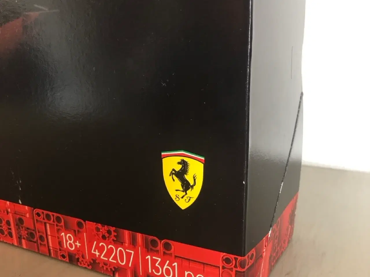 Billede 8 - LEGO Technic 42207 Ferrari SF-24 F1 Uåbnet