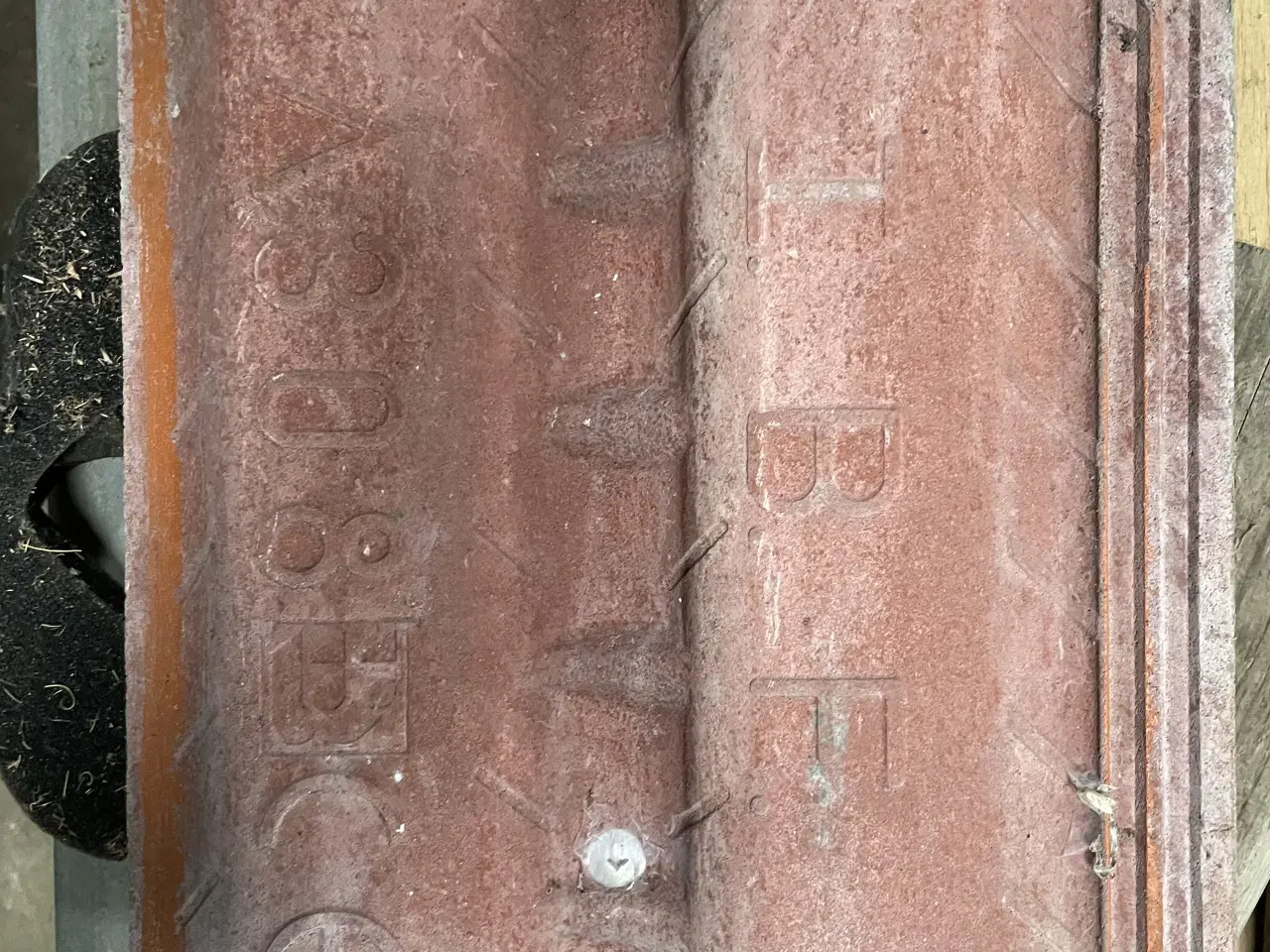 Billede 3 - IBF teglrød beton tagsten