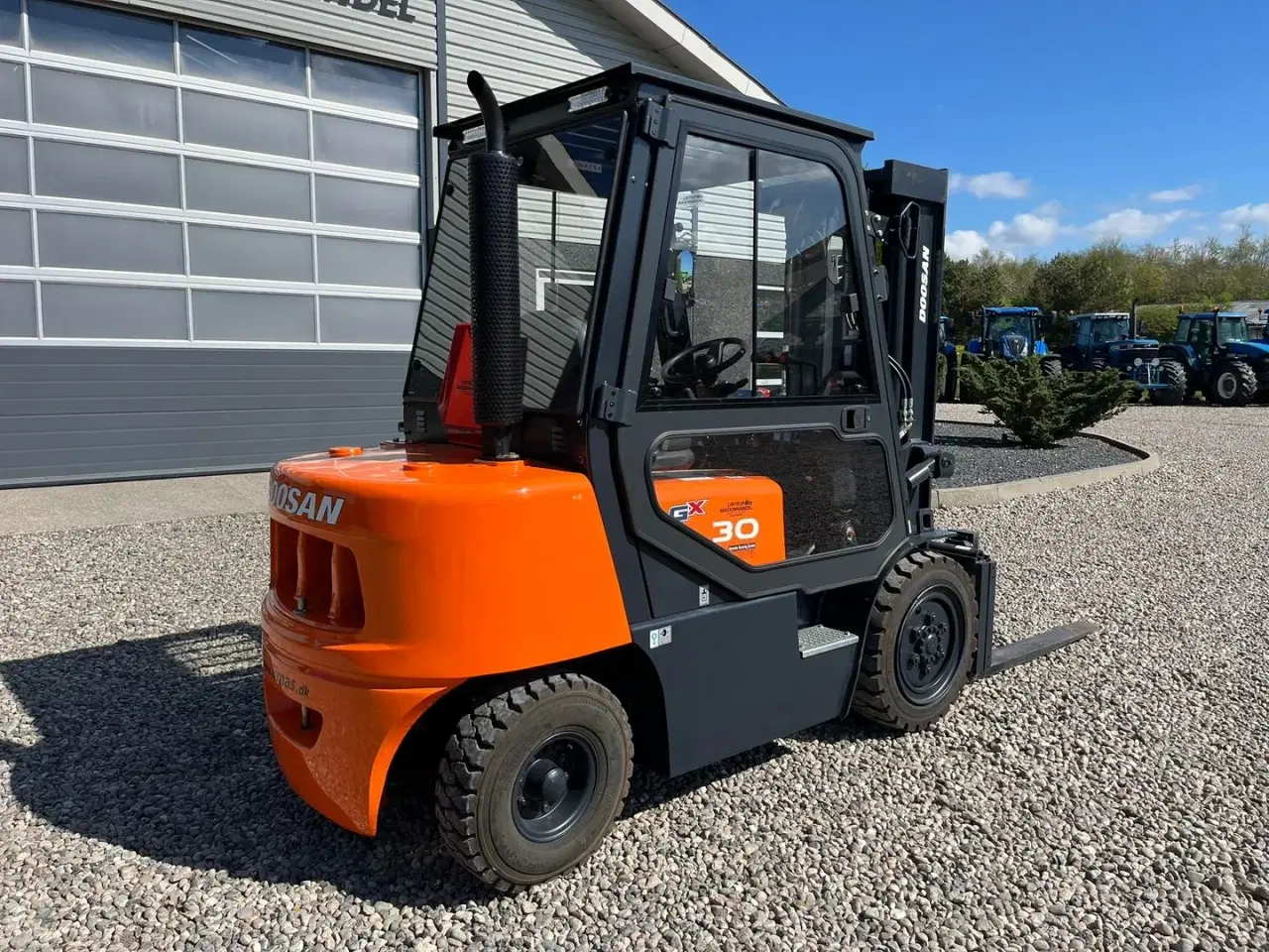 Billede 17 - Doosan D30 G med kabine og KUN 57 TIMER FRA NY, MED TIME GARENTI