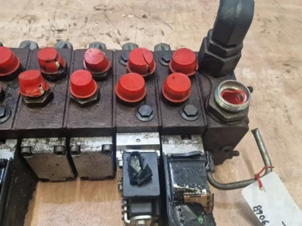 Billede 10 - Hydrema 906B Hydraulikventil 514202